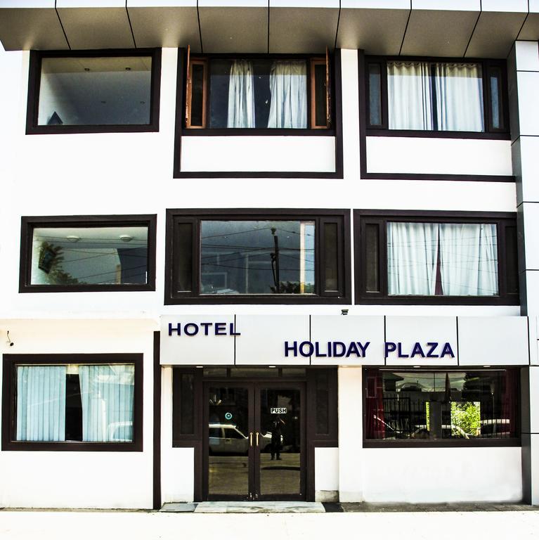 Hotel Holiday Plaza Srīnagar Exterior foto